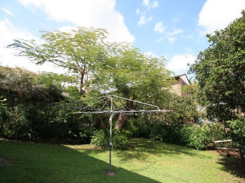 25 Holland Street, Greenslopes QLD 4120