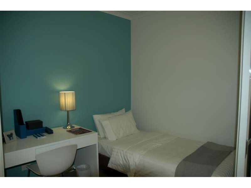 206/430 Marine Parade, Biggera Waters QLD 4216