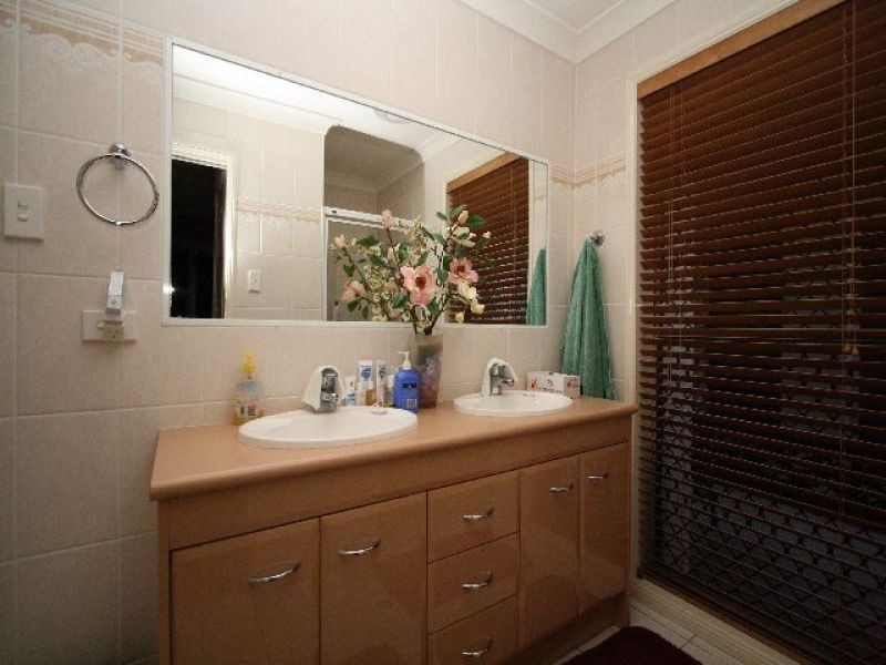 Eight Mile Plains QLD 4113