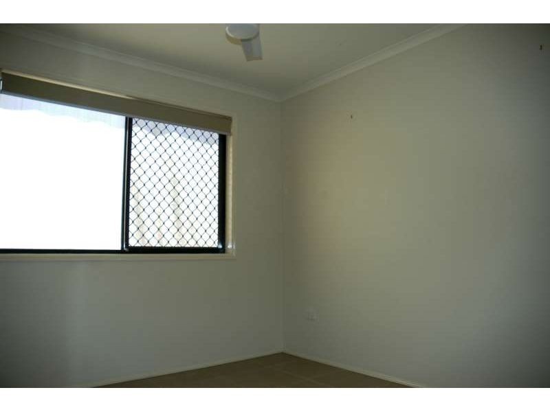 16 Drysdale Lane, Parkwood QLD 4214