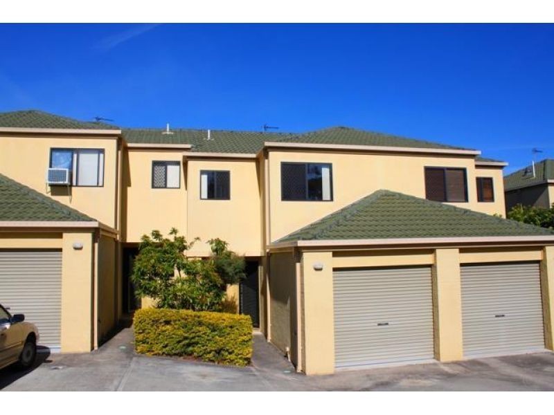 5, 72 Imperial Parade, Labrador QLD 4215