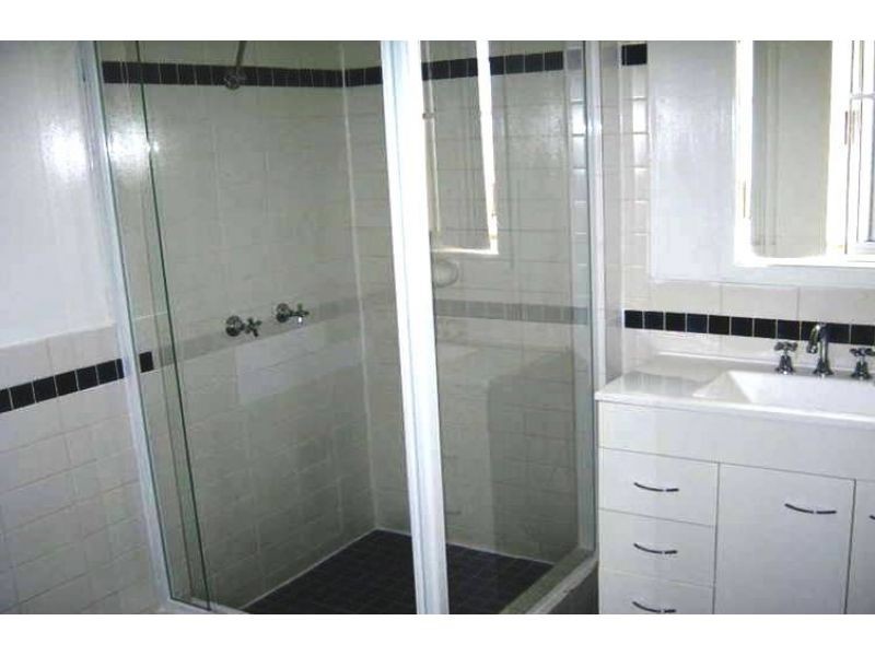 6/143 High Street, Southport QLD 4215