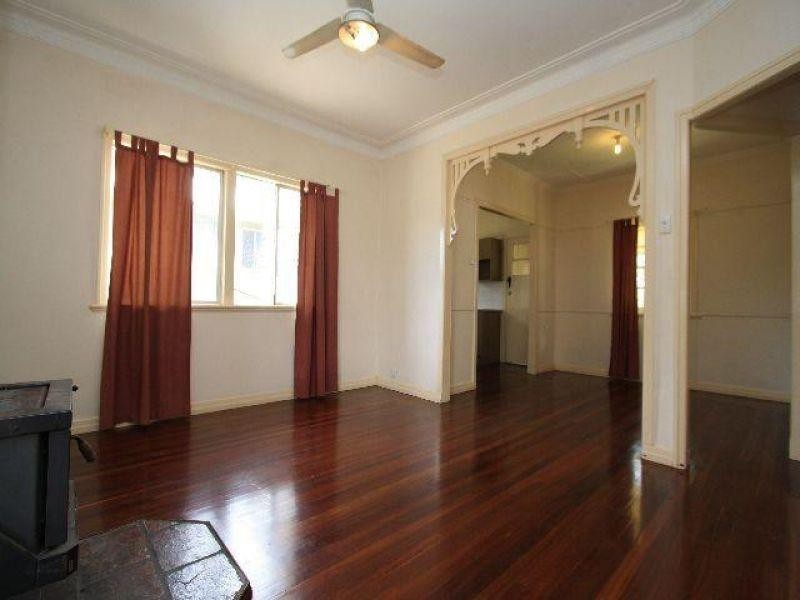 86 Muriel Avenue, Moorooka QLD 4105