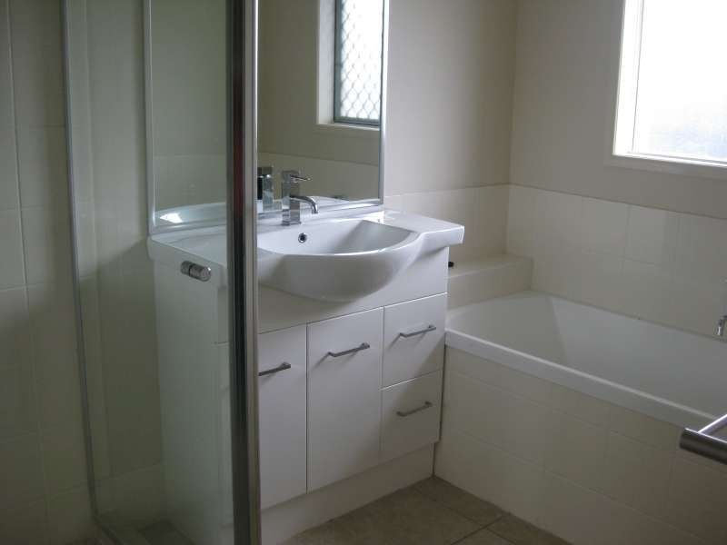 1/61 Thompson Street, Deception Bay QLD 4508