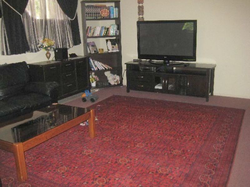 28A Hector Road, Holland Park QLD 4121