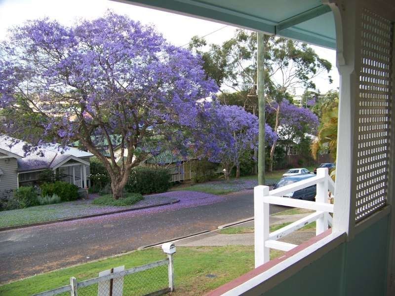 30 Gladstone Street, Indooroopilly QLD 4068