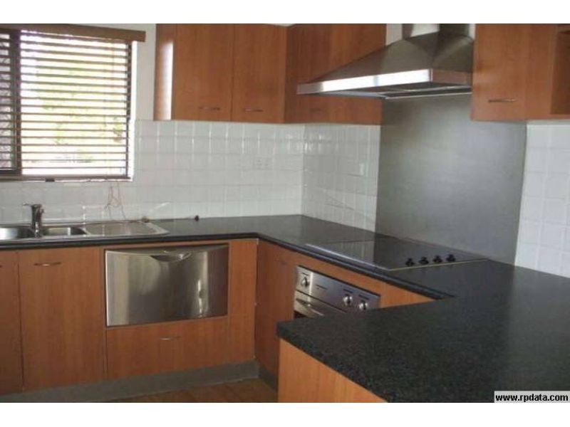 12/179 Kennigo Street, Spring Hill QLD 4000