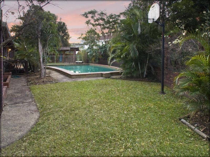 18 Desanne Place, Moorooka QLD 4105