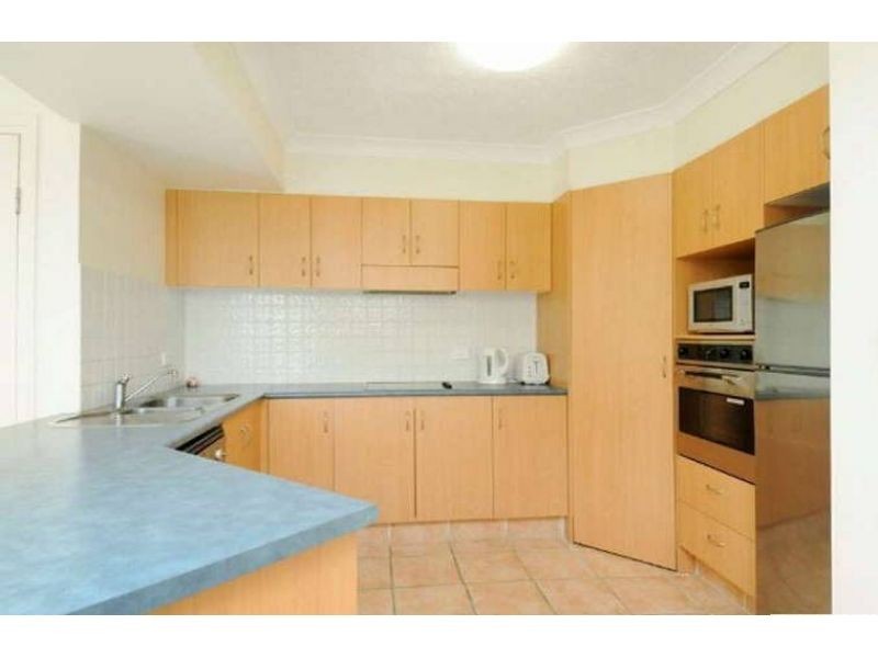 1/12 Oleander Avenue, Biggera Waters QLD 4216