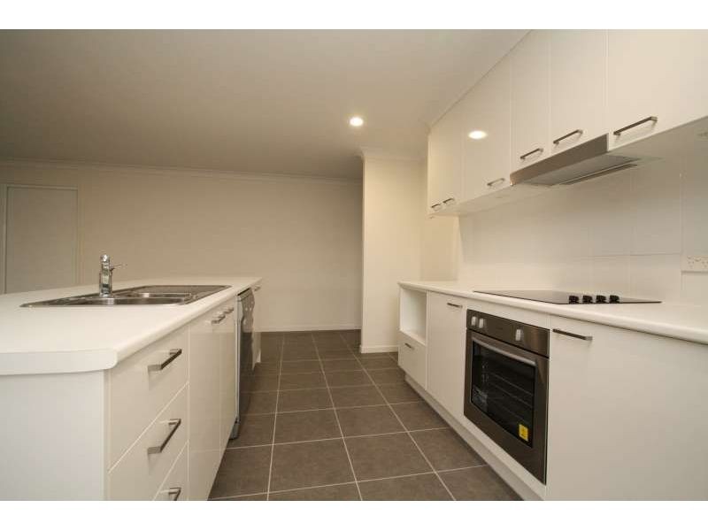 12 Prestige Drive, Marsden QLD 4132