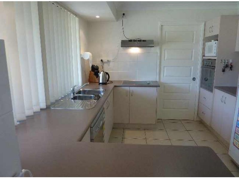 9 Clearview Court, Eagleby QLD 4207
