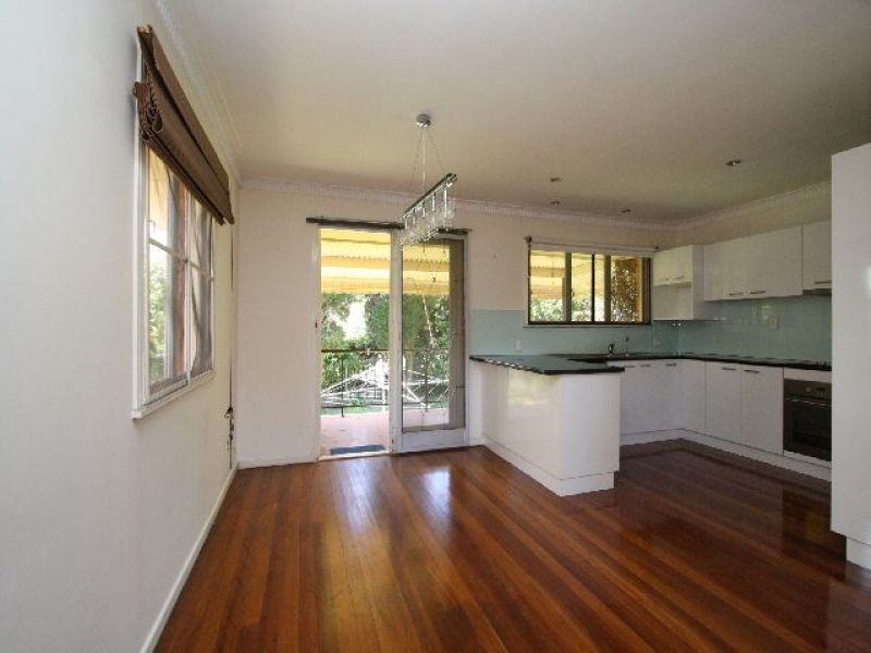 25 Dirkala Street, Mansfield QLD 4122