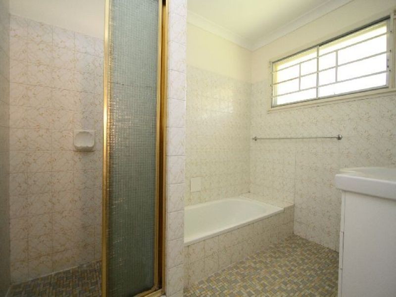 25 Dirkala Street, Mansfield QLD 4122