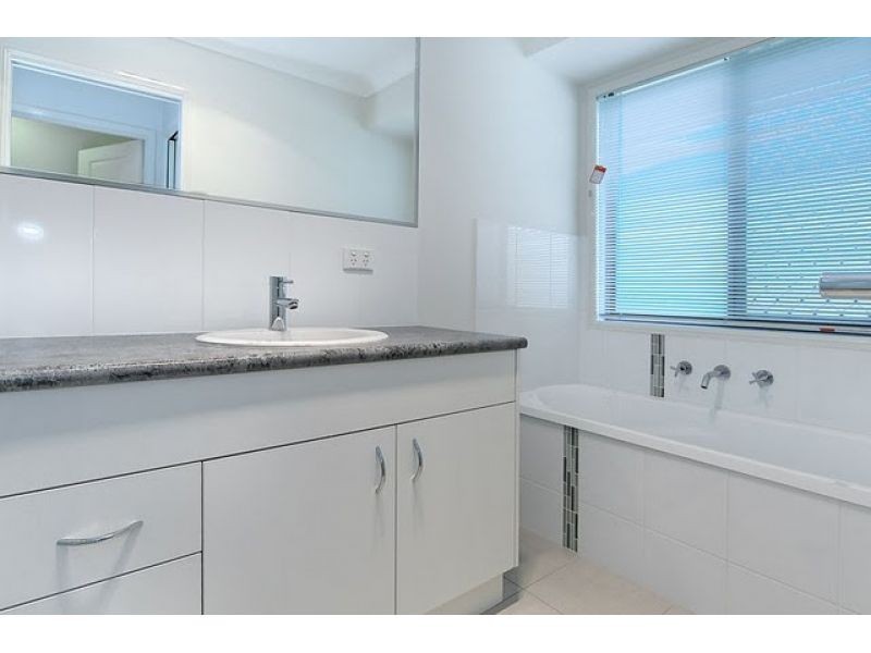 1/13 Robert Street, Loganlea QLD 4131