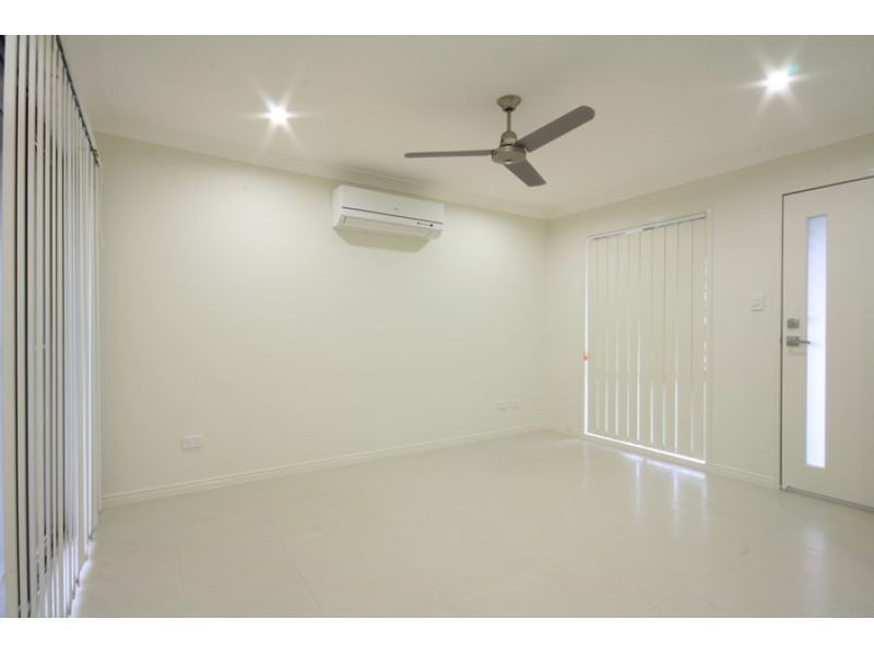 2/8 Telopea Place, Morayfield QLD 4506