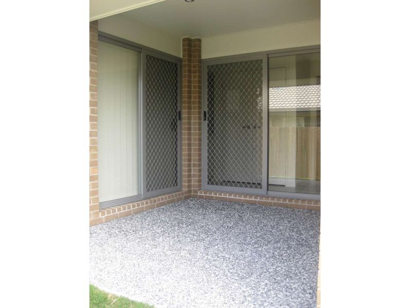 2/8 Telopea Place, Morayfield QLD 4506