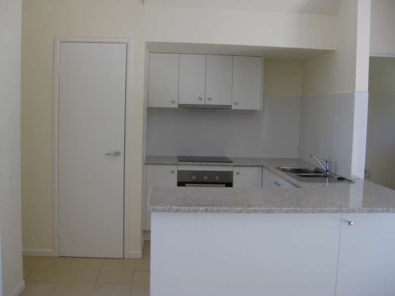 10, 3 Swordgrass Court, Kallangur QLD 4503