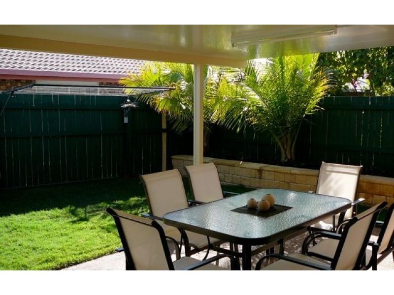 11, 64 Brown Street, Labrador QLD 4215