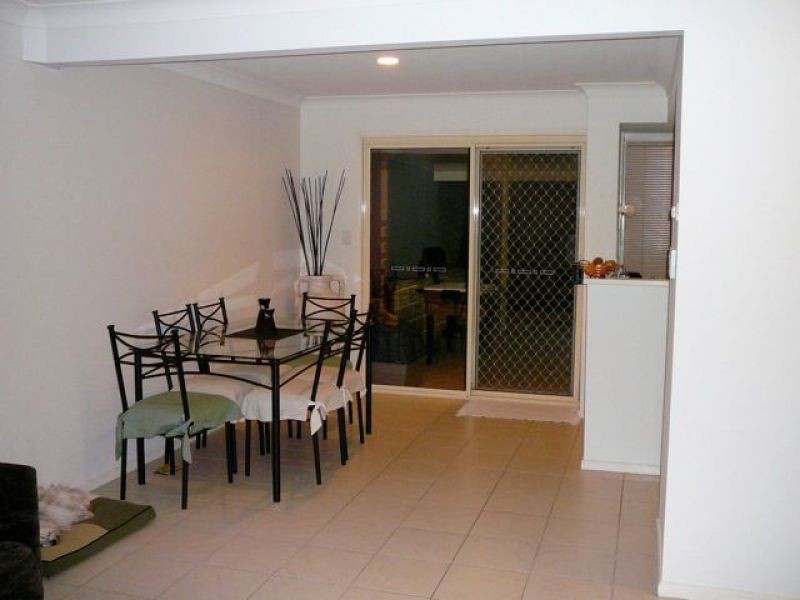 11, 64 Brown Street, Labrador QLD 4215