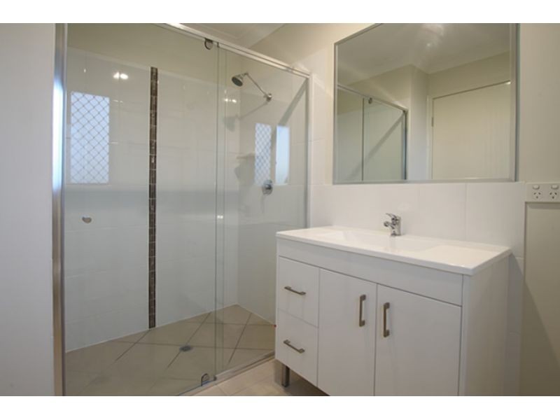 1/3 Apache Street, Dakabin QLD 4503