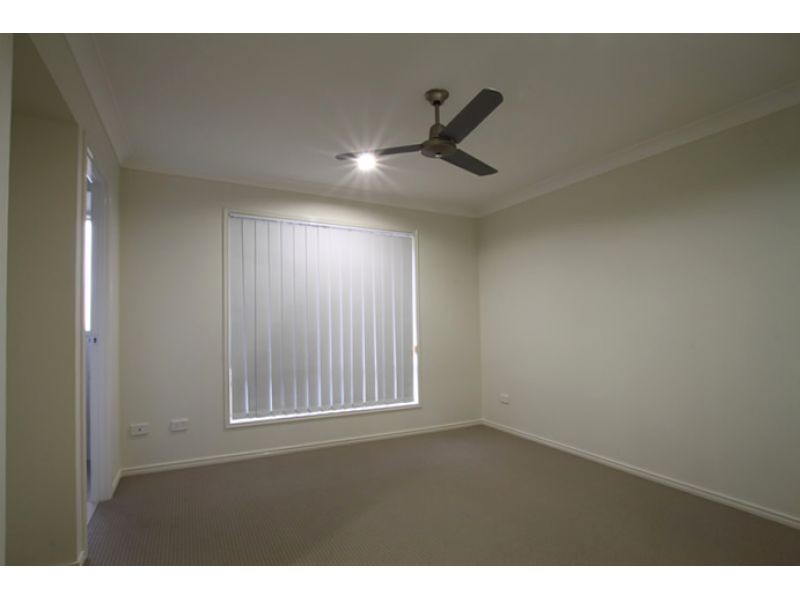 1/3 Apache Street, Dakabin QLD 4503