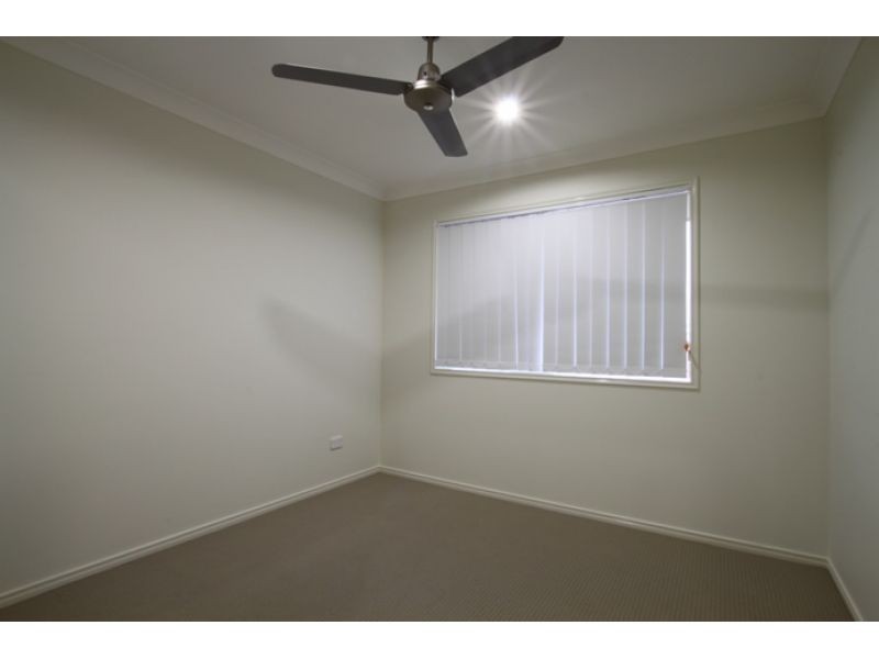 1/3 Apache Street, Dakabin QLD 4503