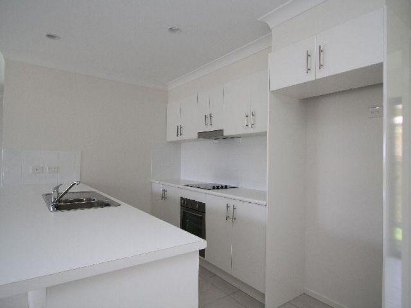 17 Prestige Drive, Marsden QLD 4132