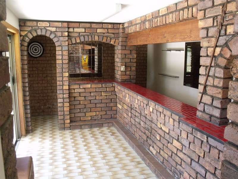 3 Sara Street, Ashmore QLD 4214