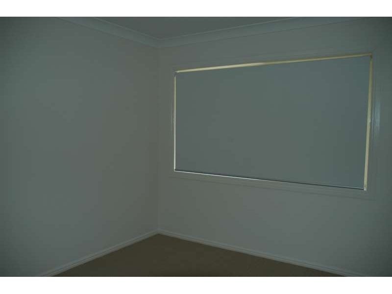 2/231 Government Road, Labrador QLD 4215