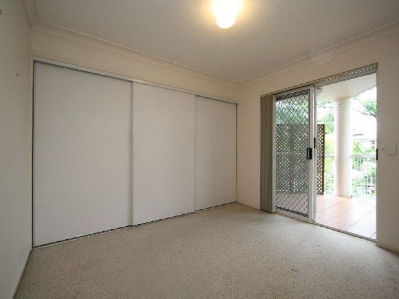 4/39 Belgrave Street, Balmoral QLD 4171