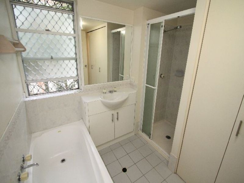 4/39 Belgrave Street, Balmoral QLD 4171