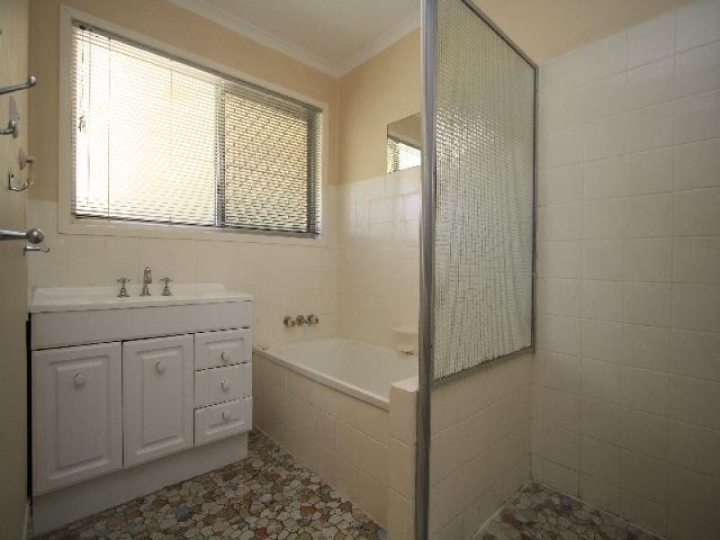 2 Alpinia Street, Alexandra Hills QLD 4161