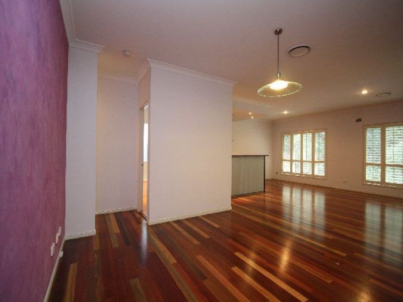 8 Kangan Court, Shailer Park QLD 4128