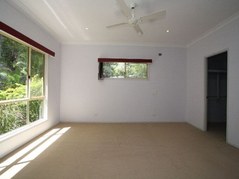 8 Kangan Court, Shailer Park QLD 4128