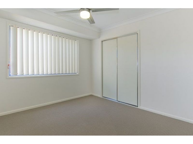 2/13 Robert Street, Loganlea QLD 4131