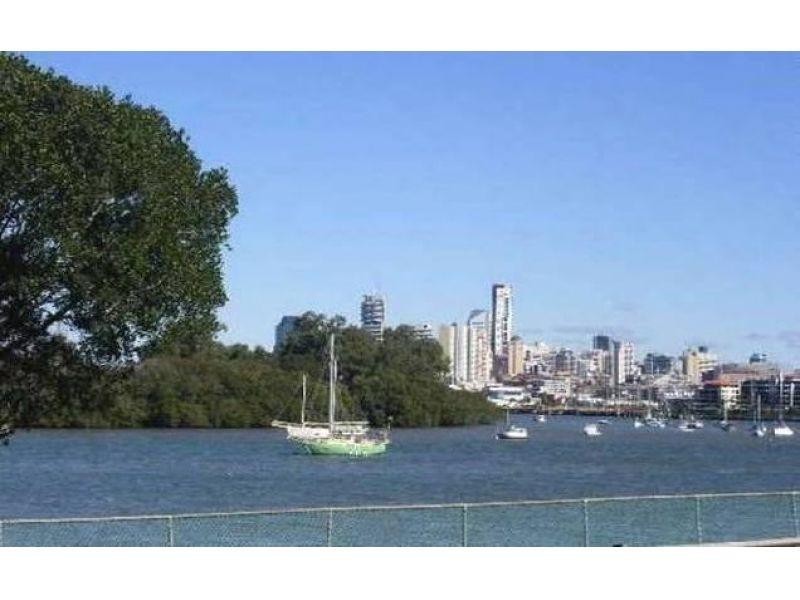 10/256 Kingsford Smith Drive, Hamilton QLD 4007