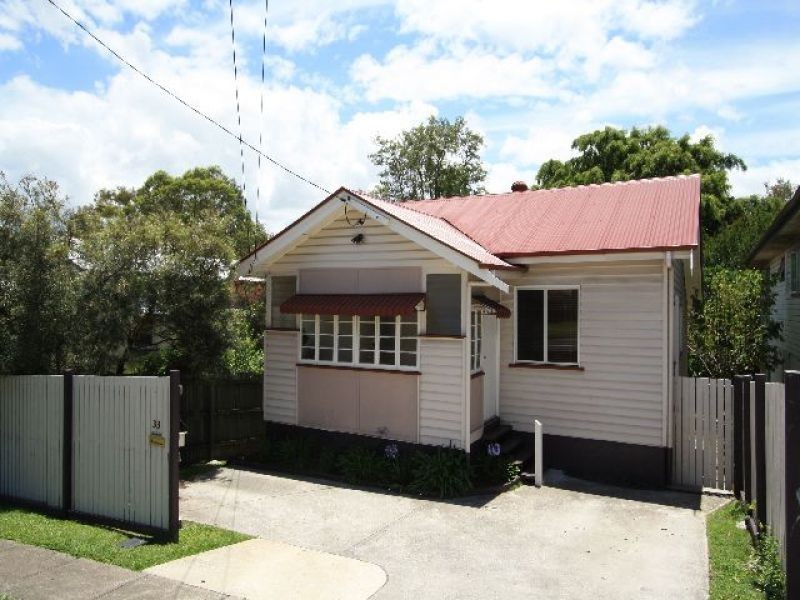 33 Russell Avenue, Norman Park QLD 4170
