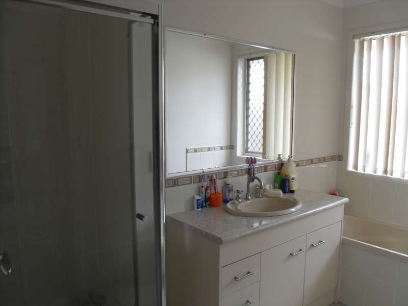 37 Henzell Street, Redcliffe QLD 4020