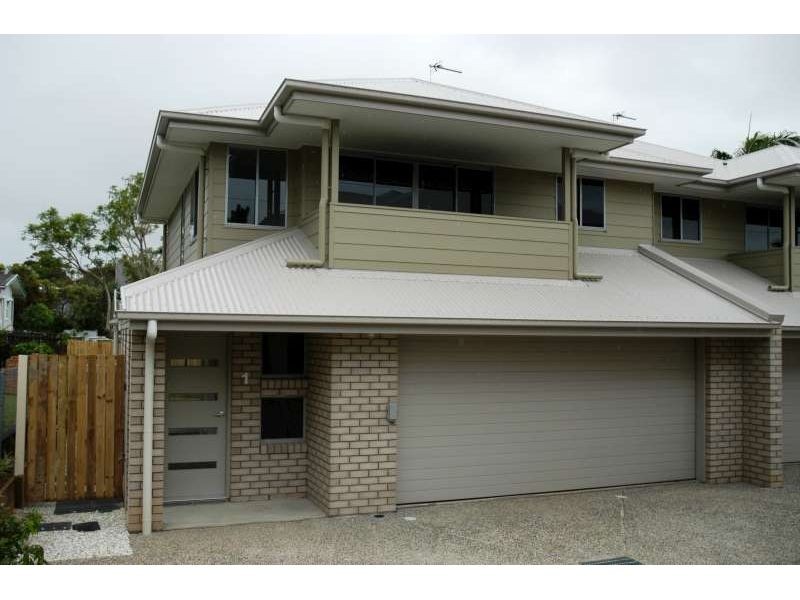 1/76 Eugeree Street, Southport QLD 4215