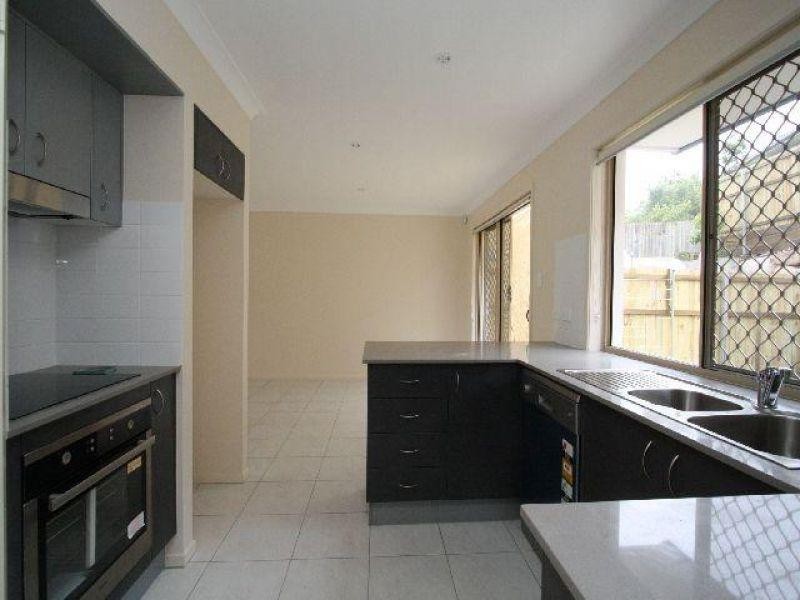 45/11 Tripcony Place, Wakerley QLD 4154