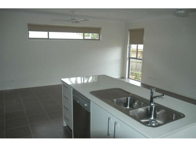 3, 76 Eugaree Street, Southport QLD 4215