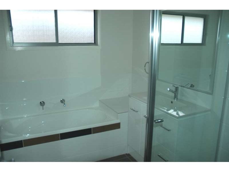 3, 76 Eugaree Street, Southport QLD 4215