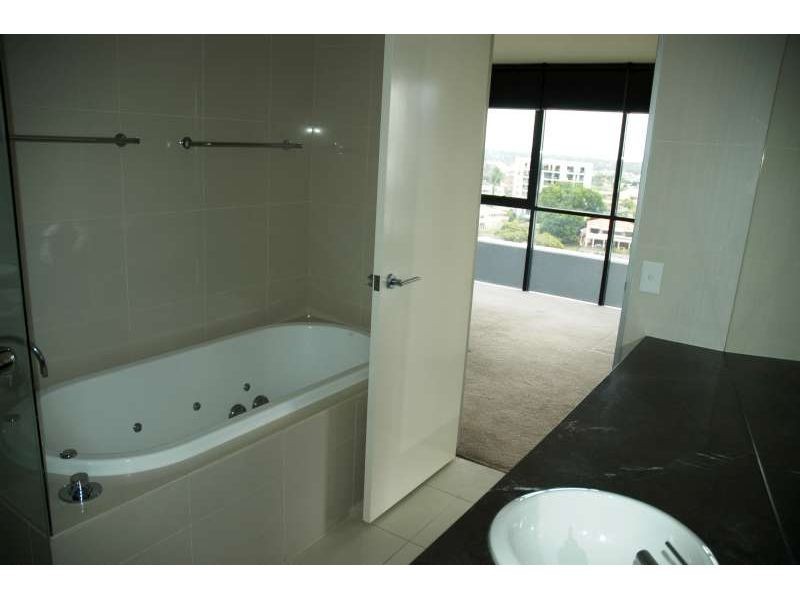 904/4 Wahroonga Place, Surfers Paradise QLD 4217