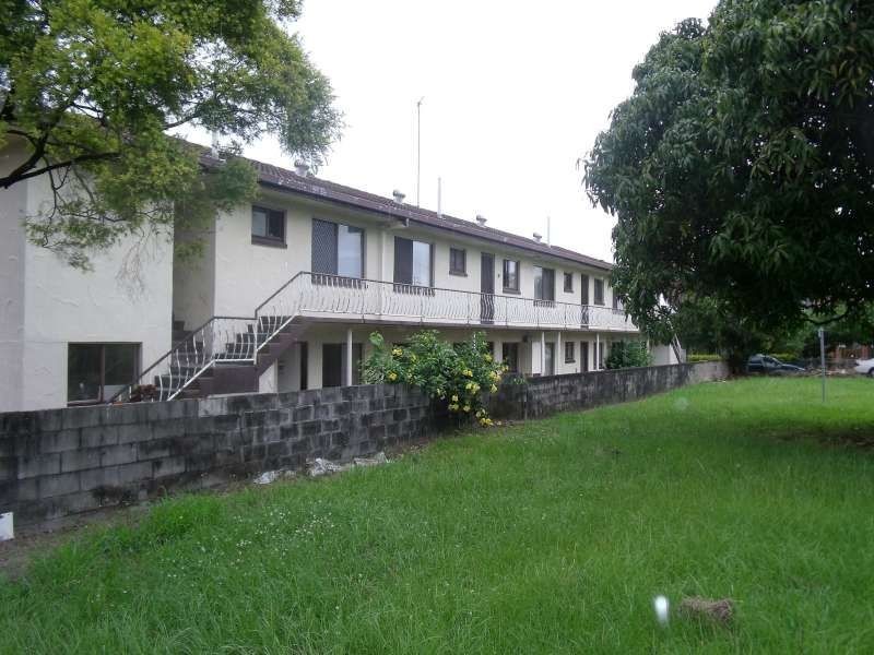 2/50 Railway Street, Southport QLD 4215