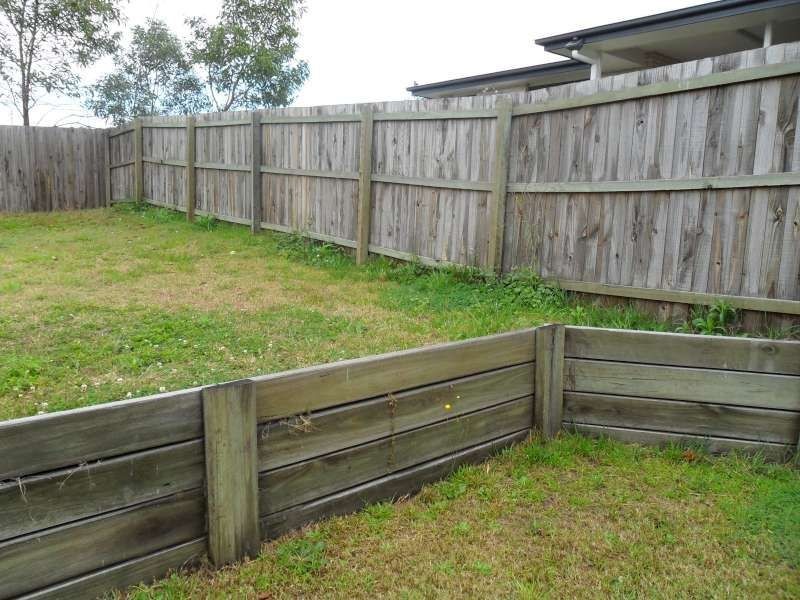 59 Paul Drive, Regents Park QLD 4118