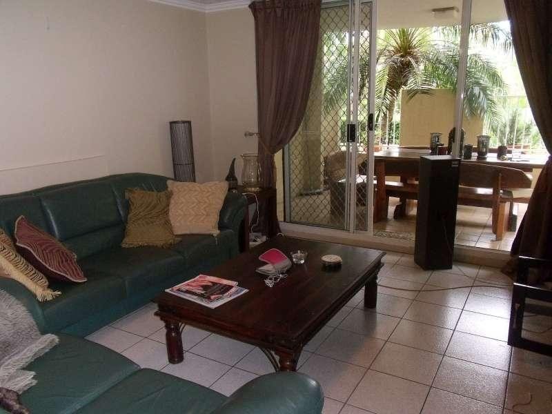 2/18 Patrick Lane, Toowong QLD 4066