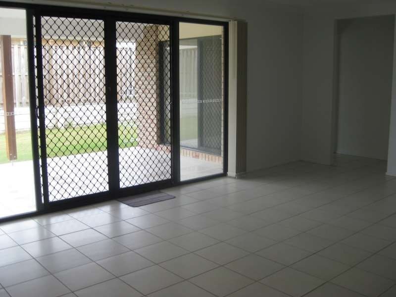 9 Clementine Street, Bellmere QLD 4510