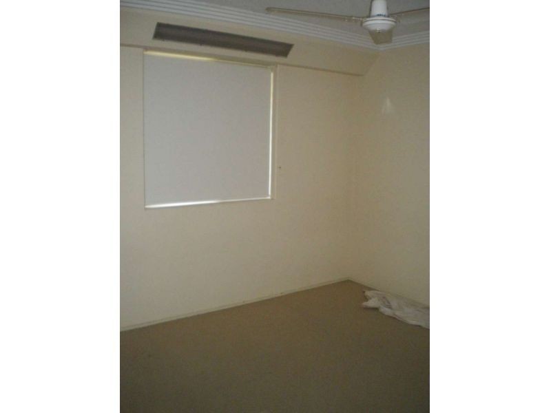 2, 18 White Street, Southport QLD 4215