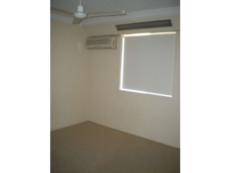 2, 18 White Street, Southport QLD 4215