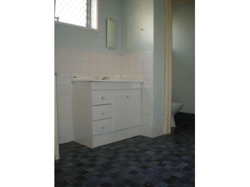 2, 18 White Street, Southport QLD 4215